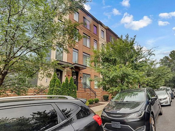 3rd image of 5106 Fillmore Ave