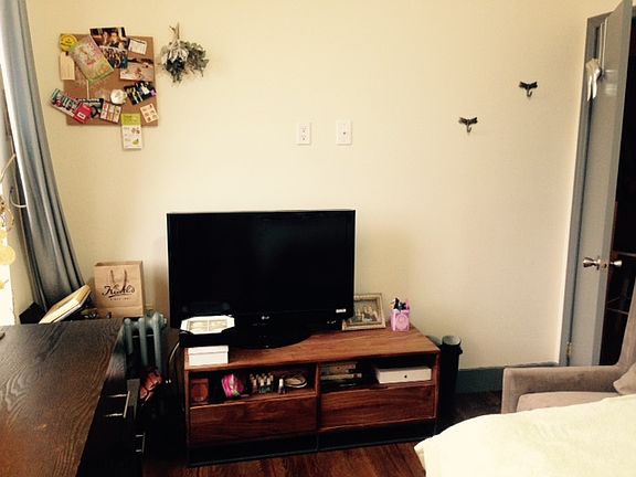 5th image of 1254 Union St APT 2B