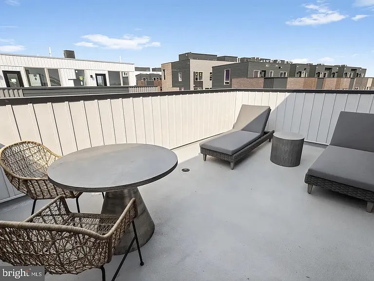 3103 Beachview Ln — Photo 49