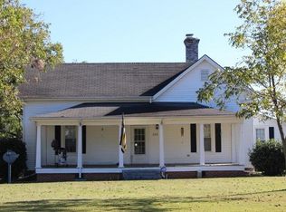 115 S Walden Pond Rd, Benson, NC 27504