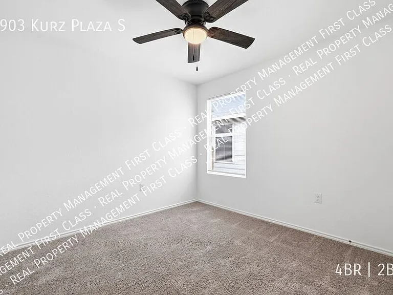 3903 Kurz Plz — Photo 22
