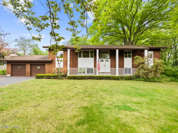 61 Angus Rd N, Greenwich, CT 06831