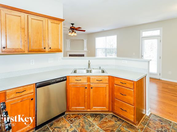 5th image of 15801 Hawkbill Pl