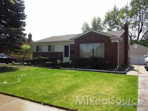 3rd image of 25051 Marilyn Ave
