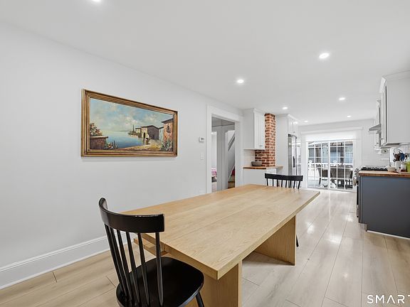 5th image of 15 Mead Street