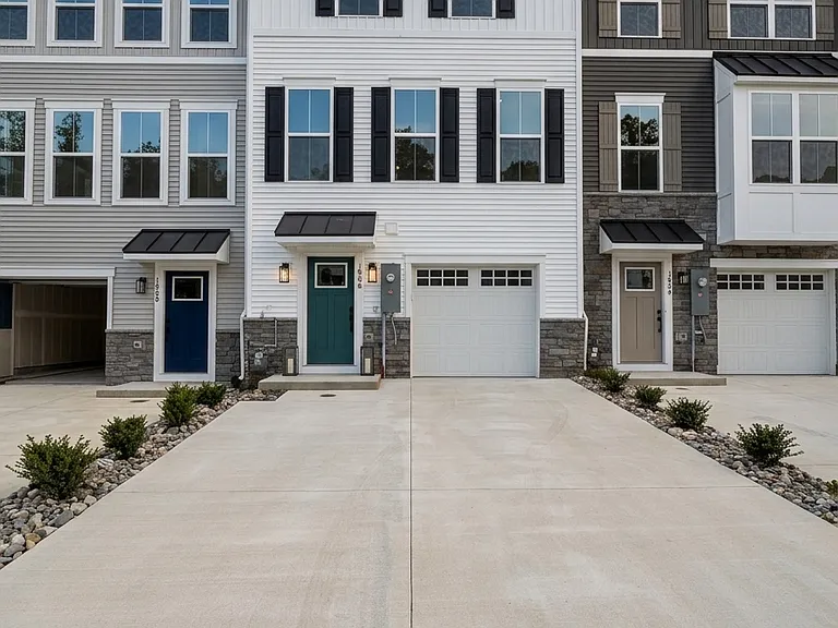 1866 Bergerac Ct — Photo 1