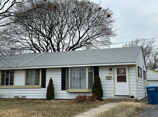 8928 S Corcoran Rd, Chicago, IL 60456