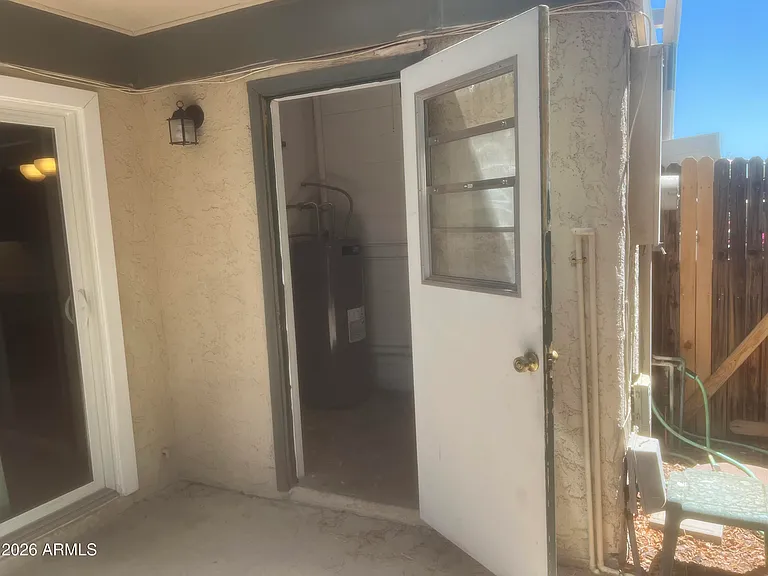 5902 W Townley Ave — Photo 35