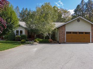 155 Little Cheyenne Trl, Wilderville, OR 97543