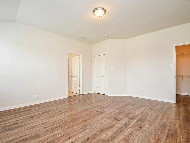 10909 Panther Ct SW — Photo 16