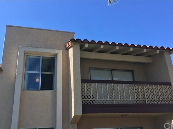 700 W La Veta Ave Unit L8, Orange, CA 92868
