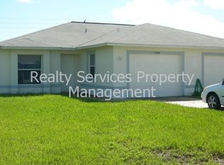5204 24th St SW, Lehigh Acres, FL 33973