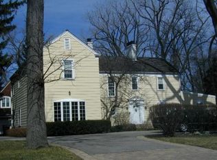 2500 Kenilworth Ave, Wilmette, IL 60091