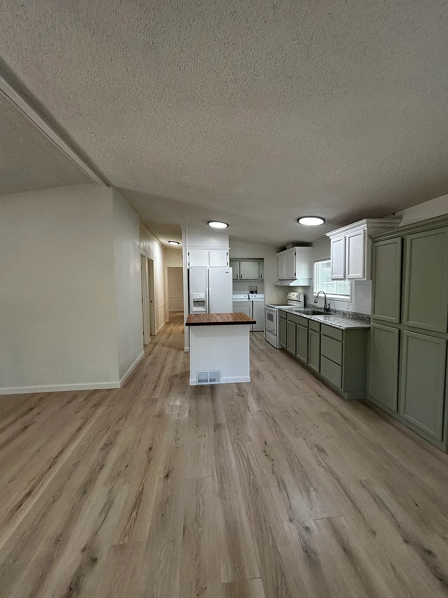 Building Photo - 1790 E Timberline Way #3