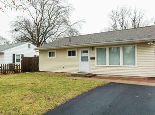 1108 Briarcliff Dr, Urbana, IL