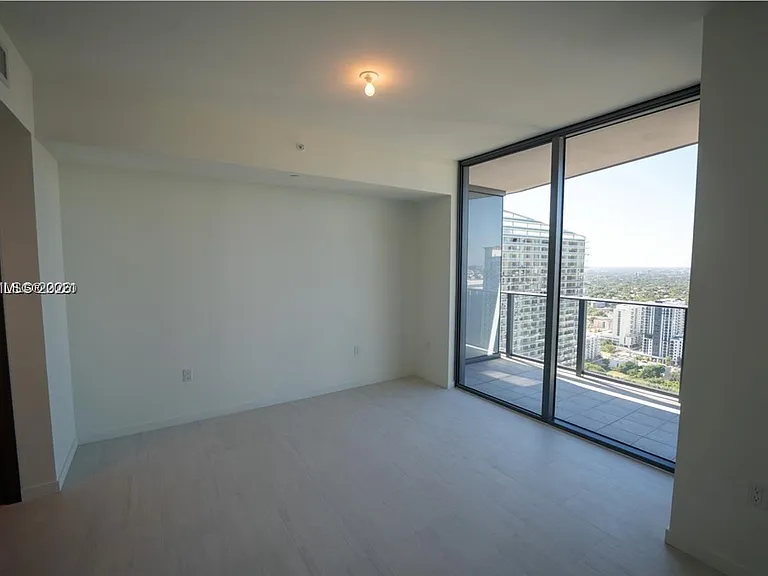 1000 Brickell Plz #3411 — Photo 11
