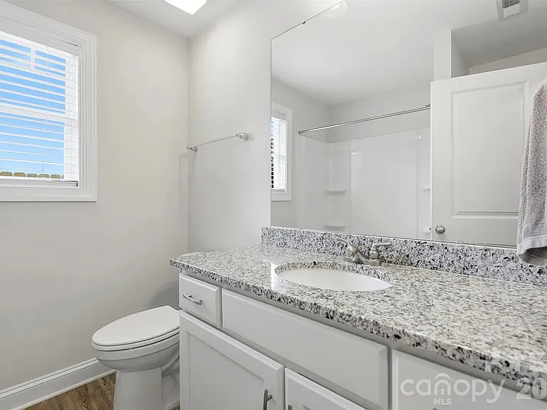4221 End St — Photo 13