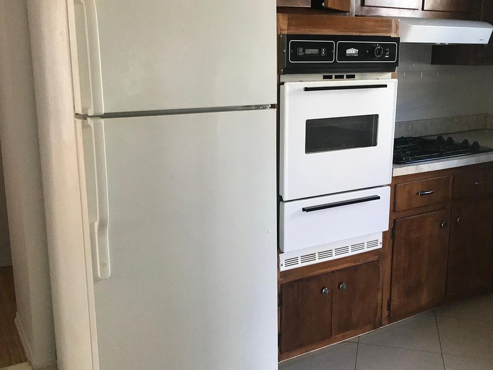 1st image of 320 Litchfield Ave