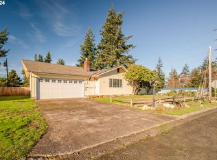 3420 Edgewood Dr, North Bend, OR