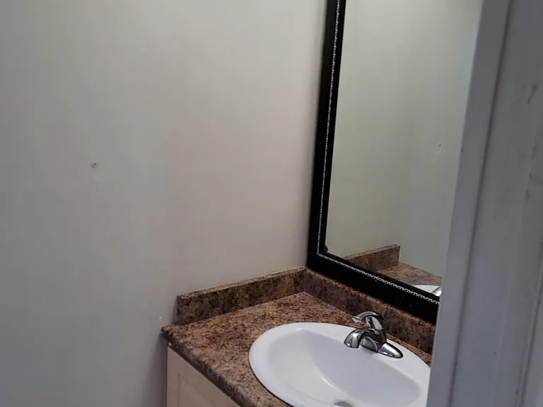 3197 E 6th Ave — Photo 15