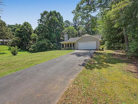 5th image of 369 S Sequoyah Cir NE