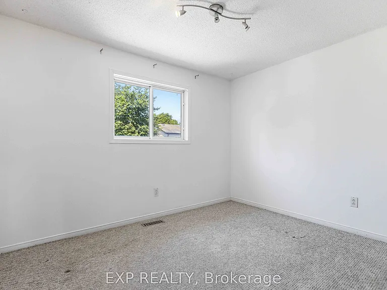 58 Bushford St — Photo 9