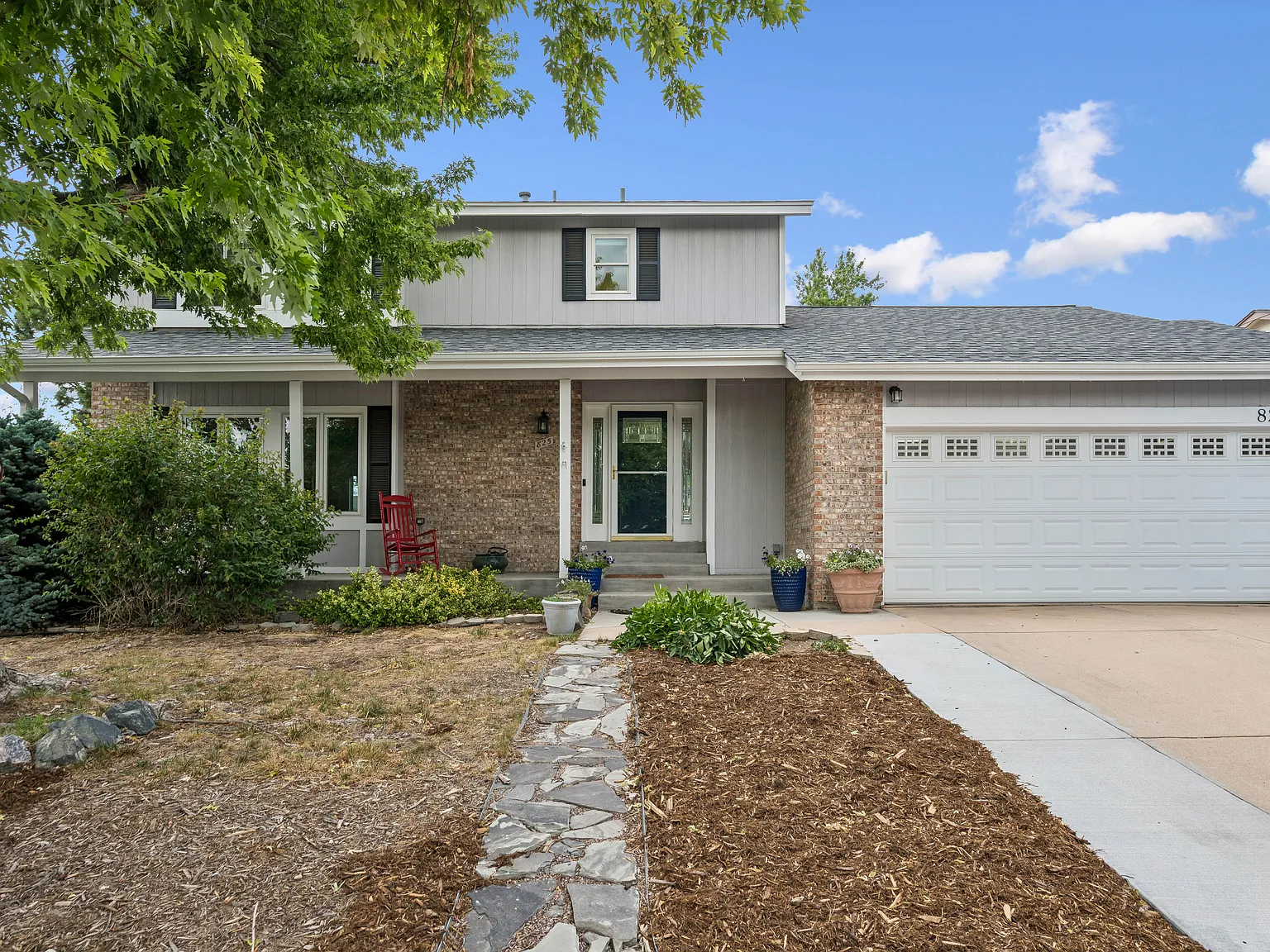 4 bed, 3201 sqft, $3,500 — Photo 1