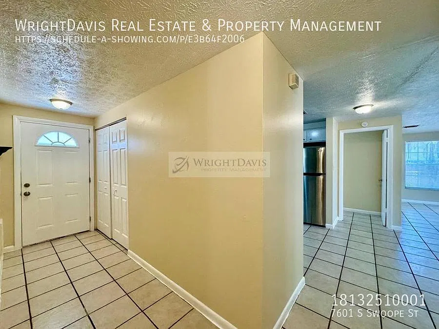 Charming 3/2 home in South Tampa! — Photo 3