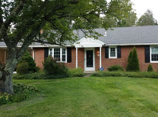 1808 Roland Ave, Ruxton, MD 21204