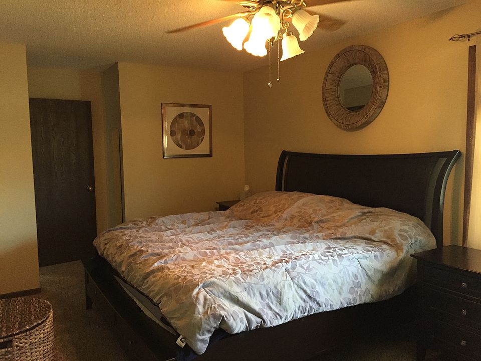 Master bed