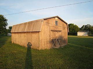 2nd image of 4450 Leppert Rd