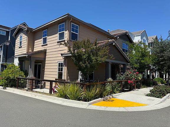 3rd image of 97 Sunflower Hill Way