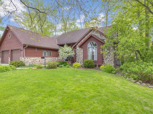 735 Western Ave, Sheboygan Falls, WI 53085