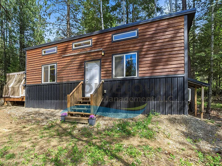 1550 Lignite Rd — Photo 1