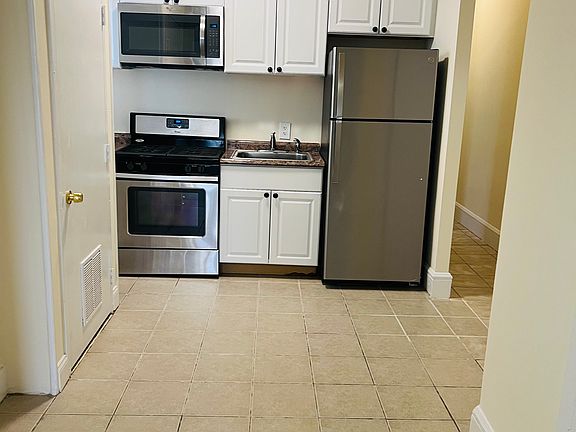 2nd image of 31 Elm St #31C