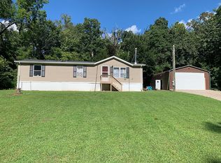 16710 Yates Rd, Grafton, IL 62037