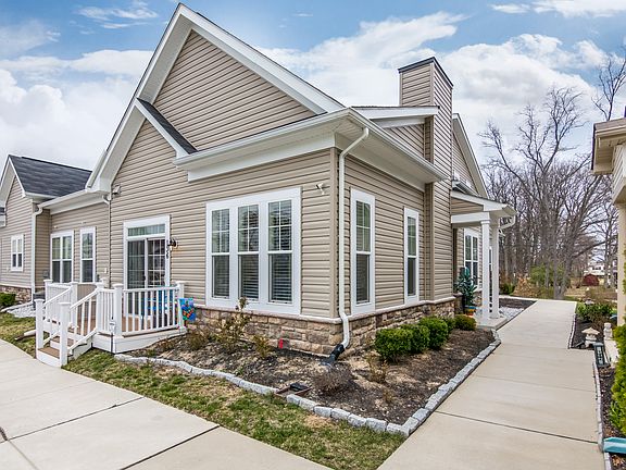3rd image of 136 Jacobia Dr #C-3