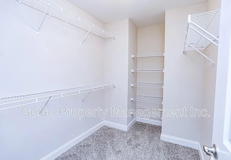 206 Snow St — Photo 8
