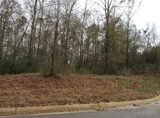 820 Jesse Dr, Cantonment, FL 32533