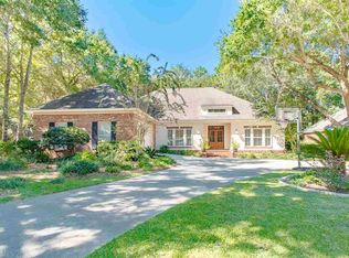 146 Easton Cir, Fairhope, AL 36532