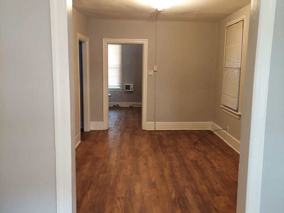 1st image of 110 Buena Vista Ave
