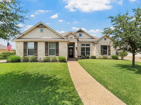 403 Silver Spur Trl, Mc Gregor, TX 76657
