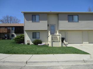 1125 E Ridge Ct, Williston, ND 58801