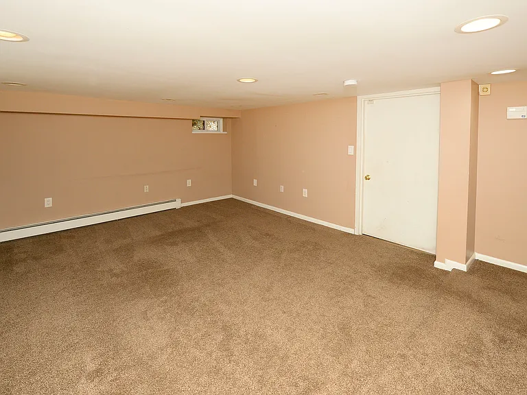 307 Central Ave — Photo 22