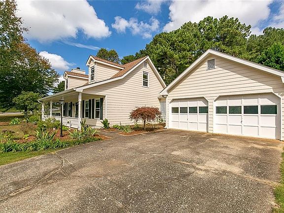 4th image of 1123 Ironwood Dr