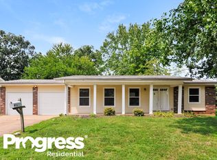 1615 Leisure Dr, Florissant, MO 63031