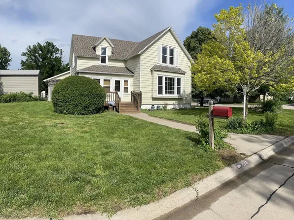 2605 Northaven Dr, Gothenburg, NE 69138