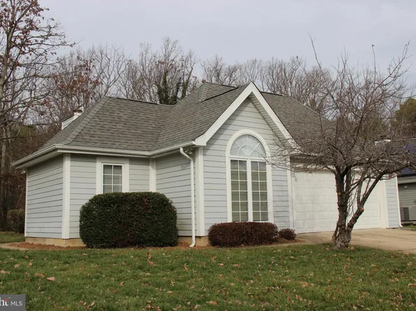 48070 Mayflower Dr, Lexington Park, MD 20653