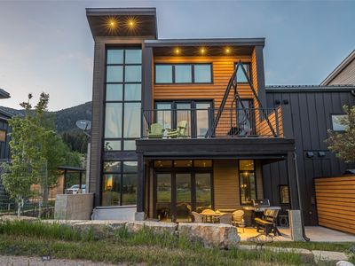 2174 Little Coyote Rd, Big Sky, MT, 59716