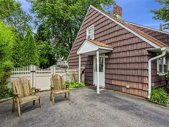 3rd image of 71 Squirrel Ln